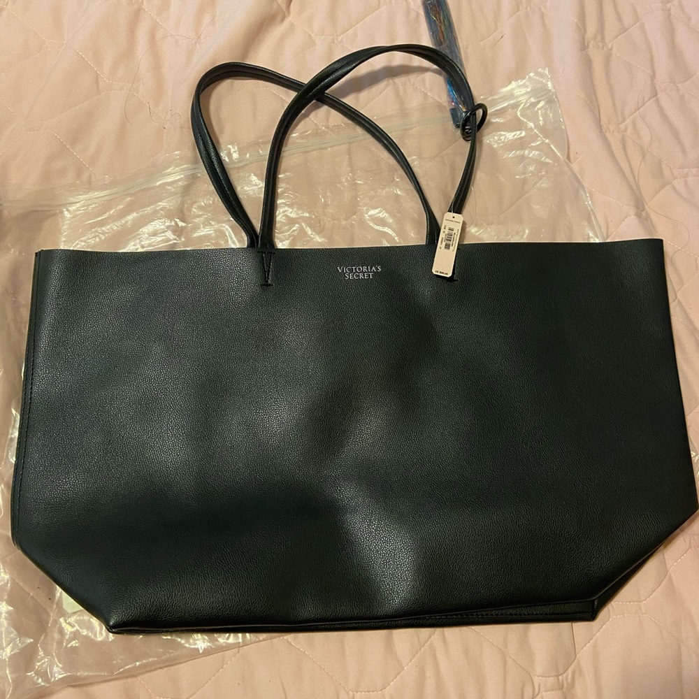 NEW ** Black Victoria’s Secret Tote